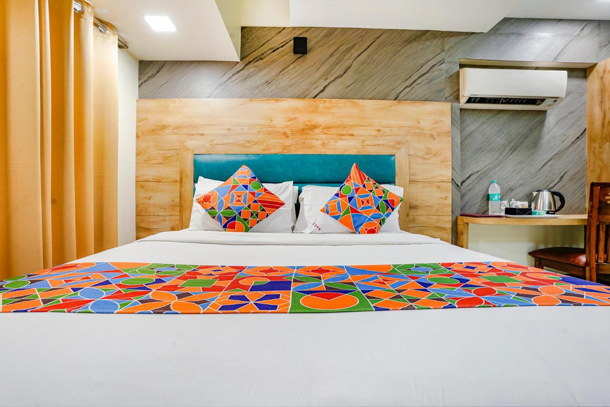 Fabexpress Amber Corp Inn - Nr Nesco Exhibition Center Mumbai Kültér fotó