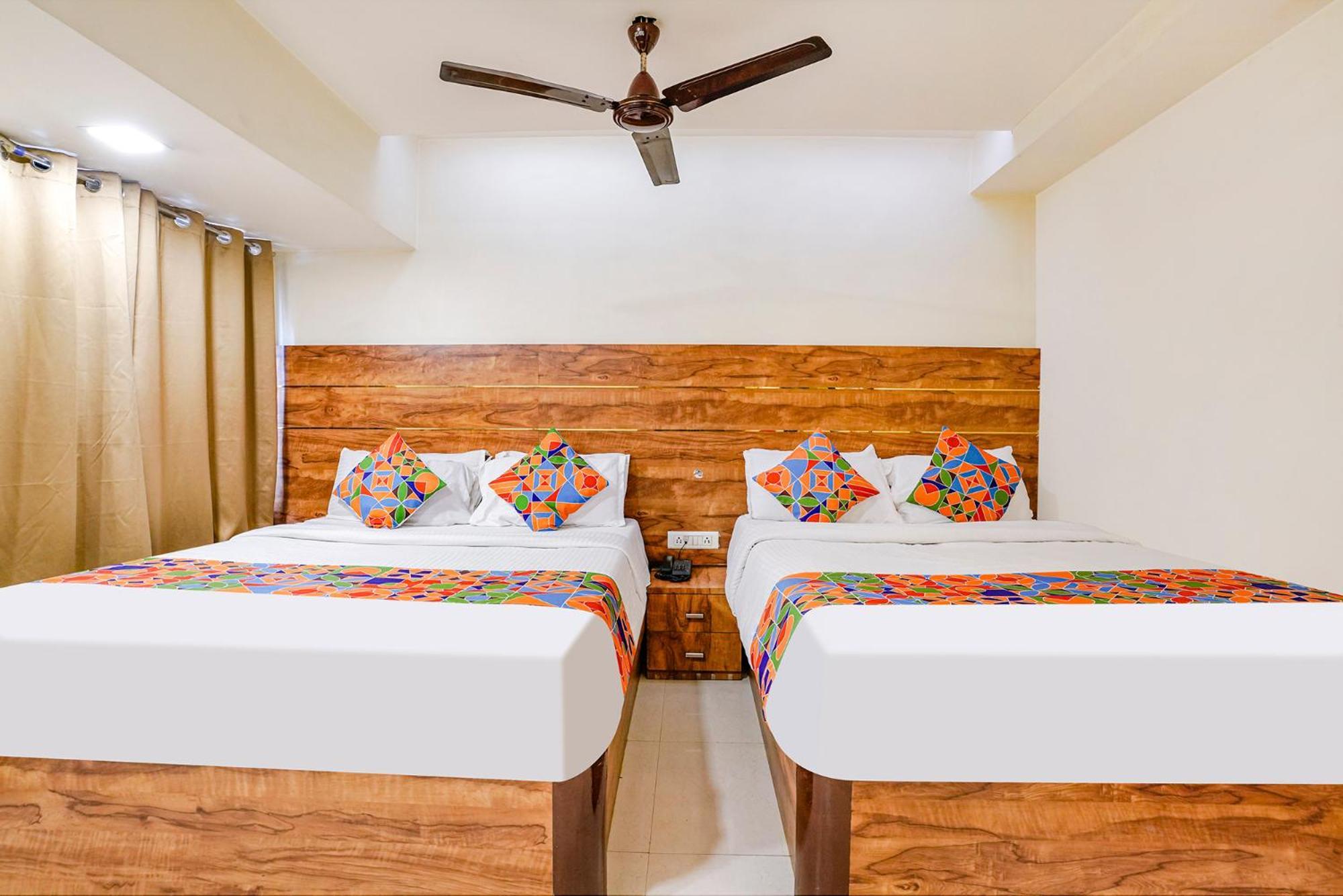 Fabexpress Amber Corp Inn - Nr Nesco Exhibition Center Mumbai Kültér fotó