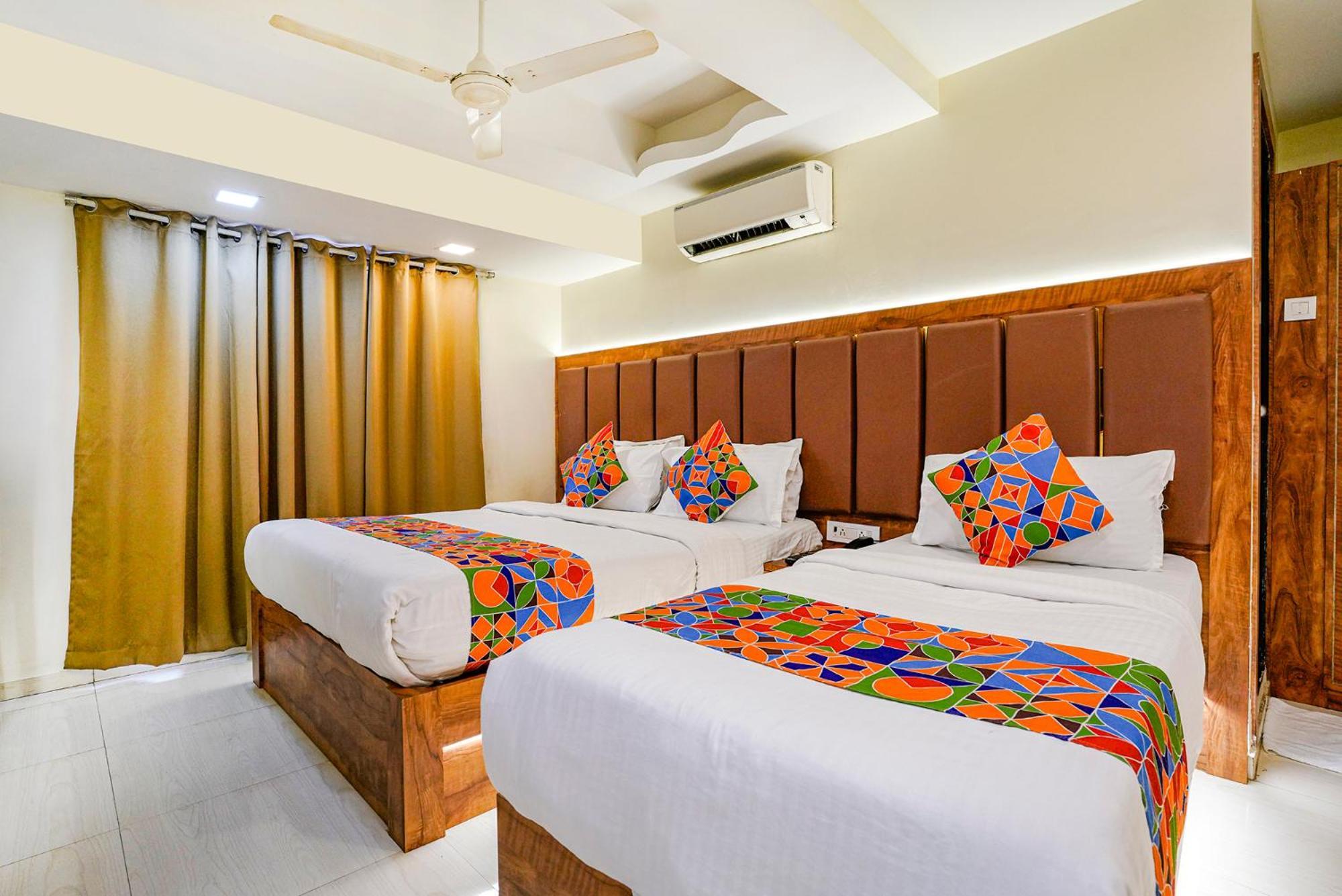 Fabexpress Amber Corp Inn - Nr Nesco Exhibition Center Mumbai Kültér fotó